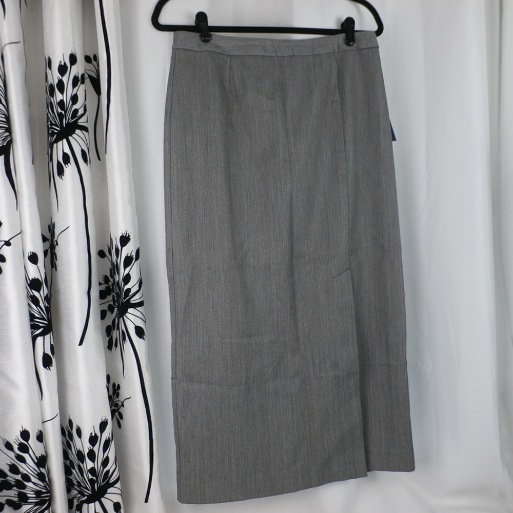 Evan-Picone Stretch gray pencil skirt NWT